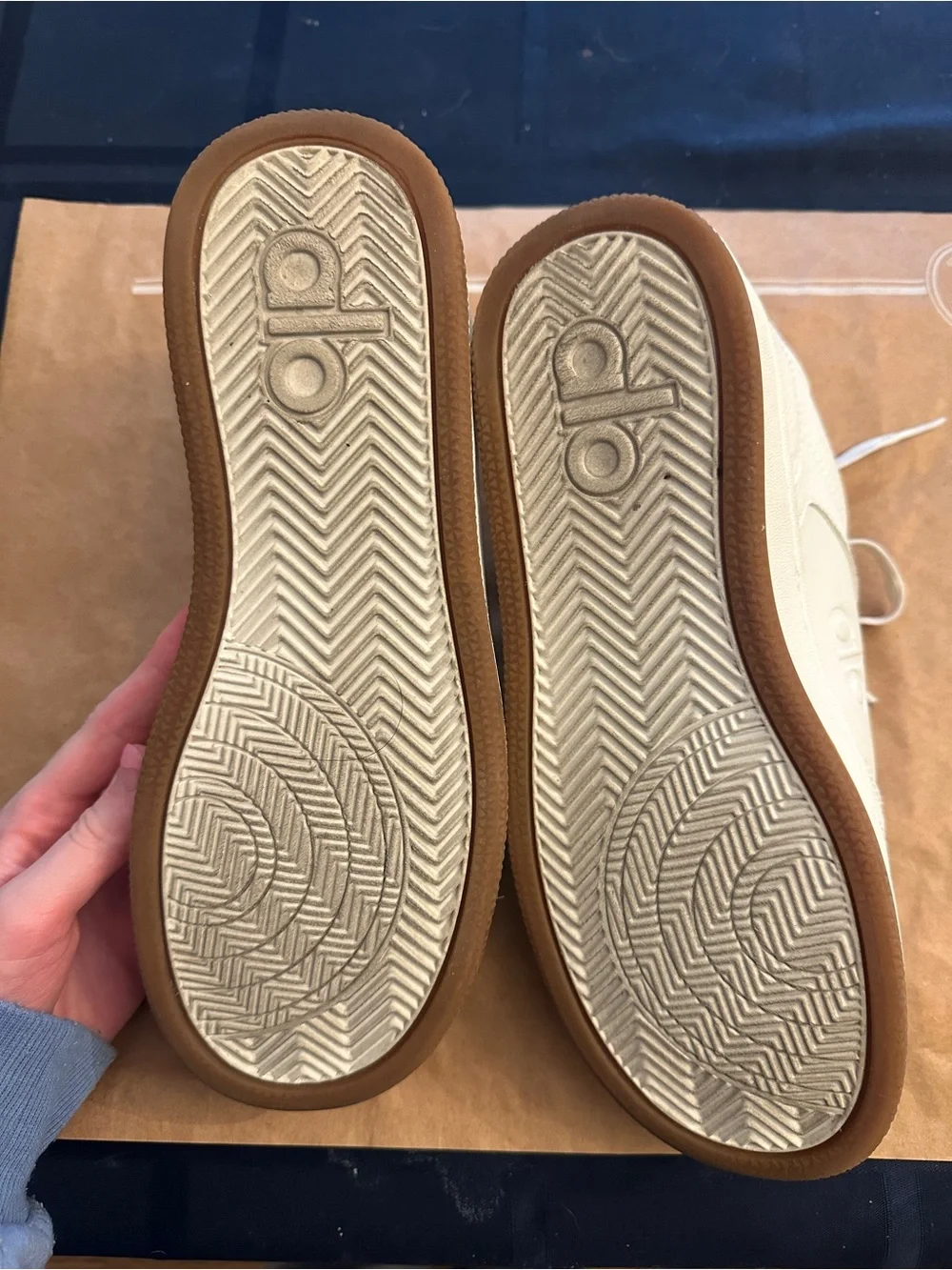 Alo Yoga Sneakers